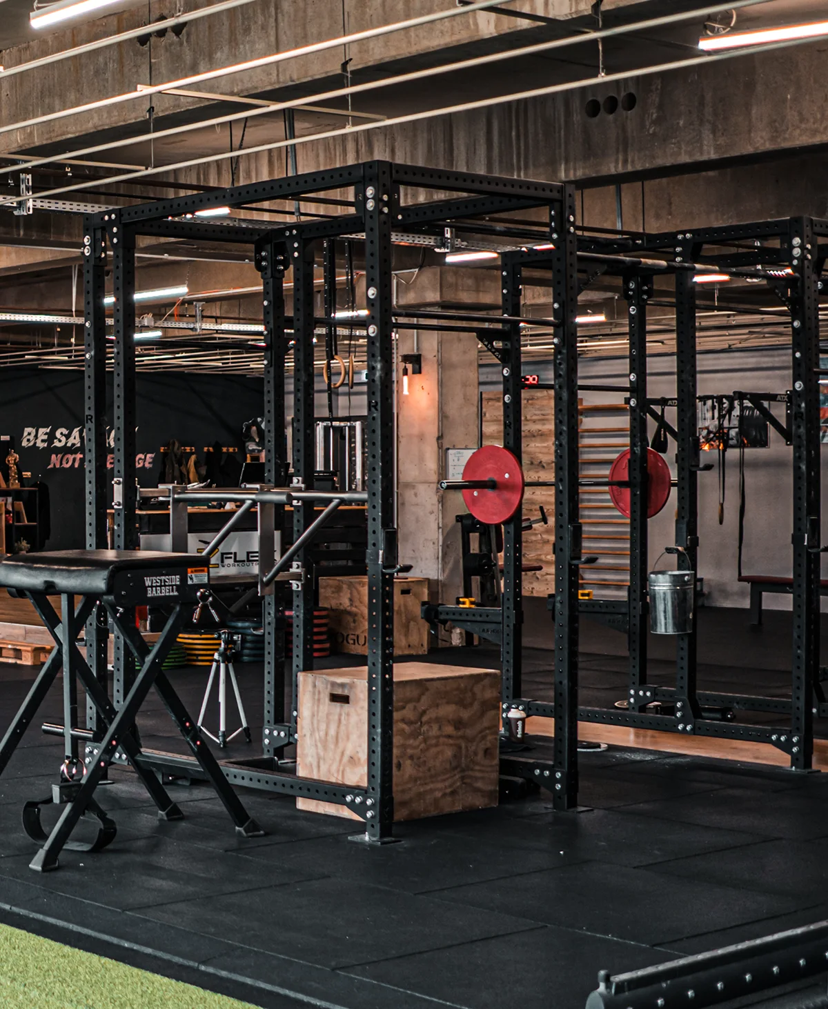Training auf der Fläche im MACHBAR Gym